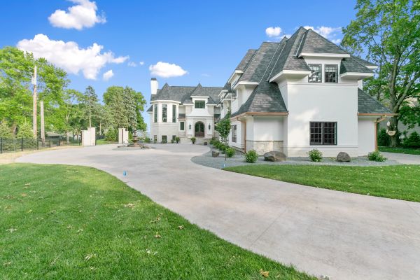 Concrete Driveway Installation in Edison