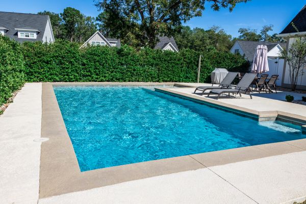 Cost of Concrete Pool Deck Replacement in Edison