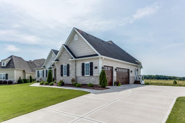 Driveway Concrete Installation in Edison