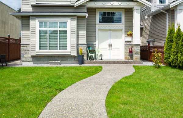 Cost of Concrete Path Construction in Edison