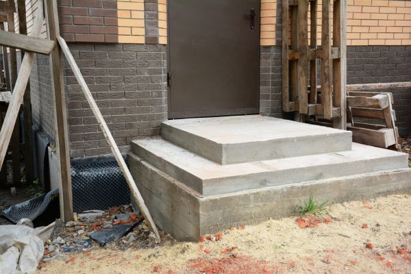 Cost of Cement Steps Construction in Edison